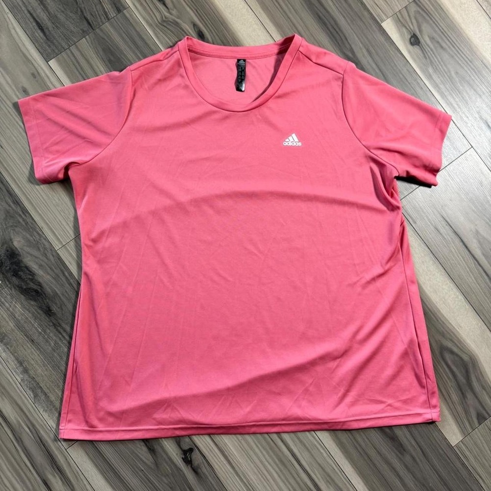 Adidas pink t-shirt in a US 3X